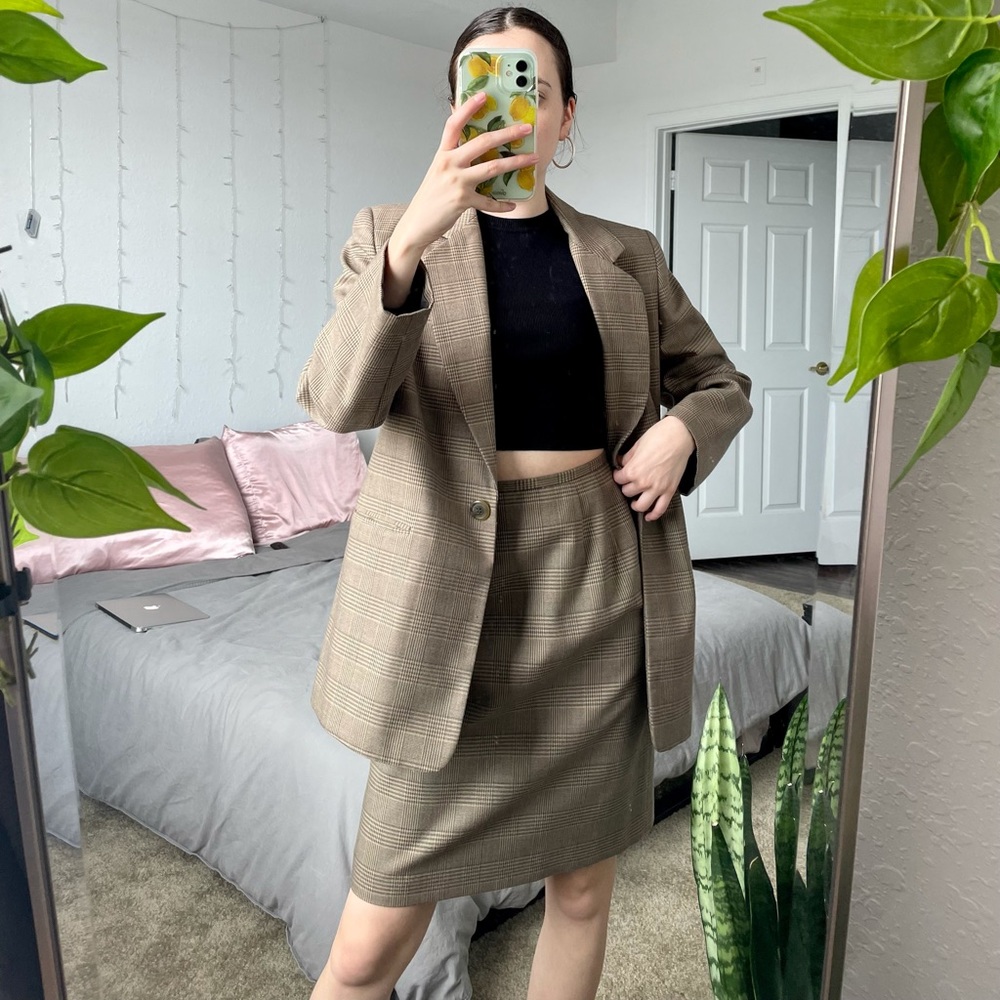 Harvé Benard 100% wool set